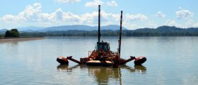 Sludge digging on Lake Ptuj (3)