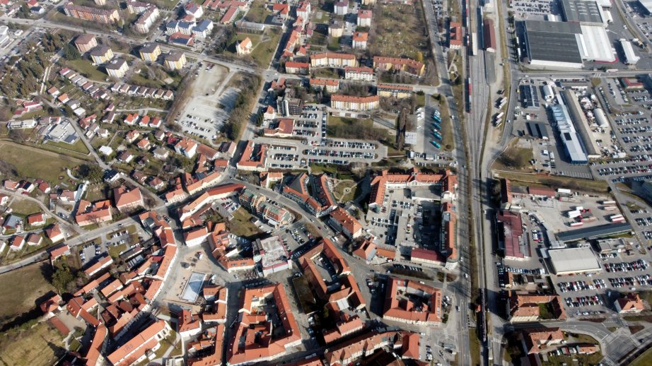 Ptuj form above